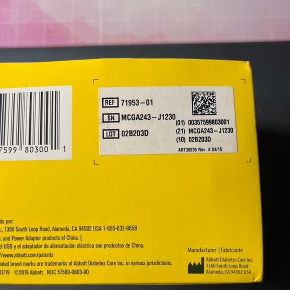 NWOT (2) FreeStyle Libre Sensor Monitoring System & (1) Libre 2 Reader - Picture 3 of 8
